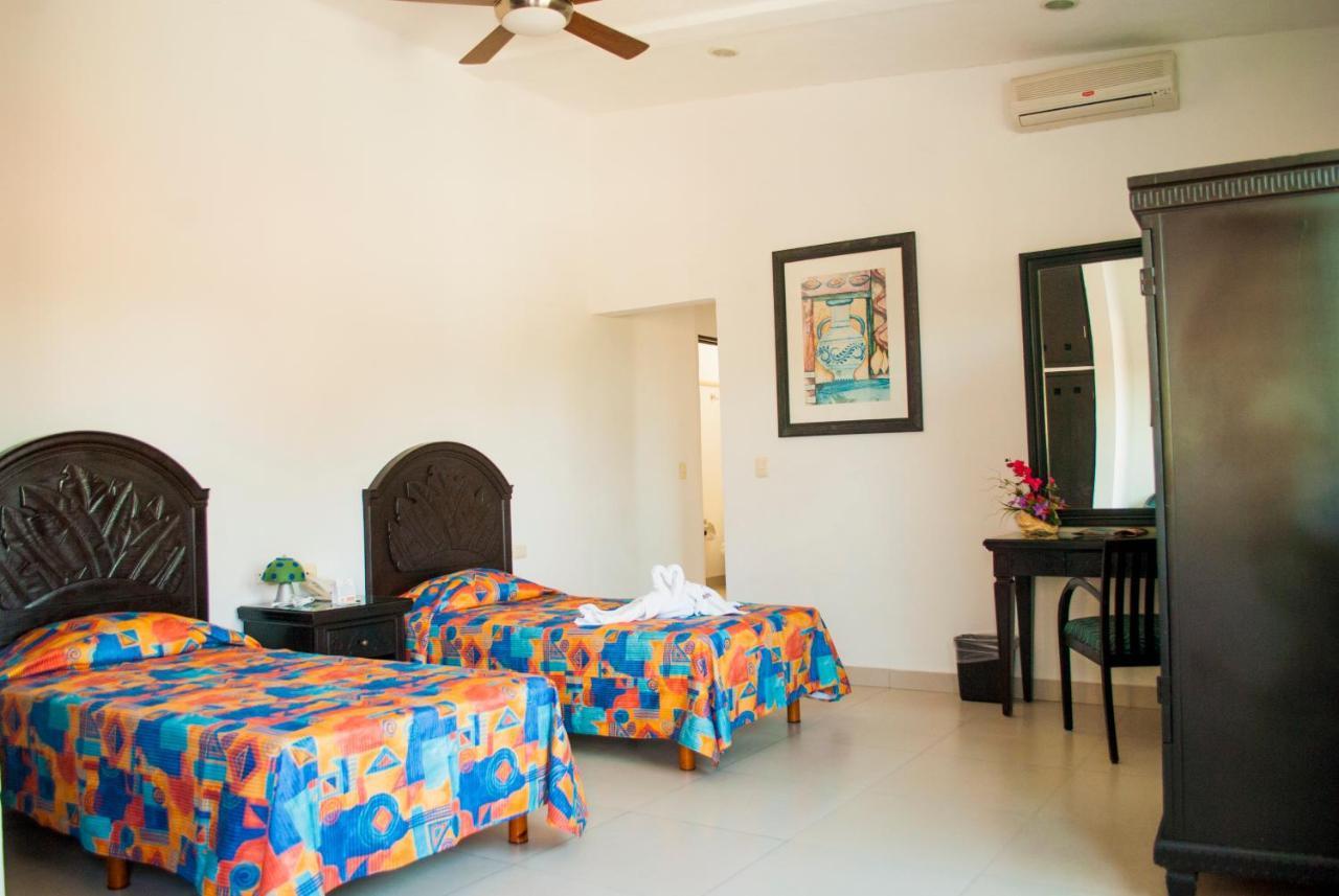 Hotel Del Sol Cancun Exterior photo