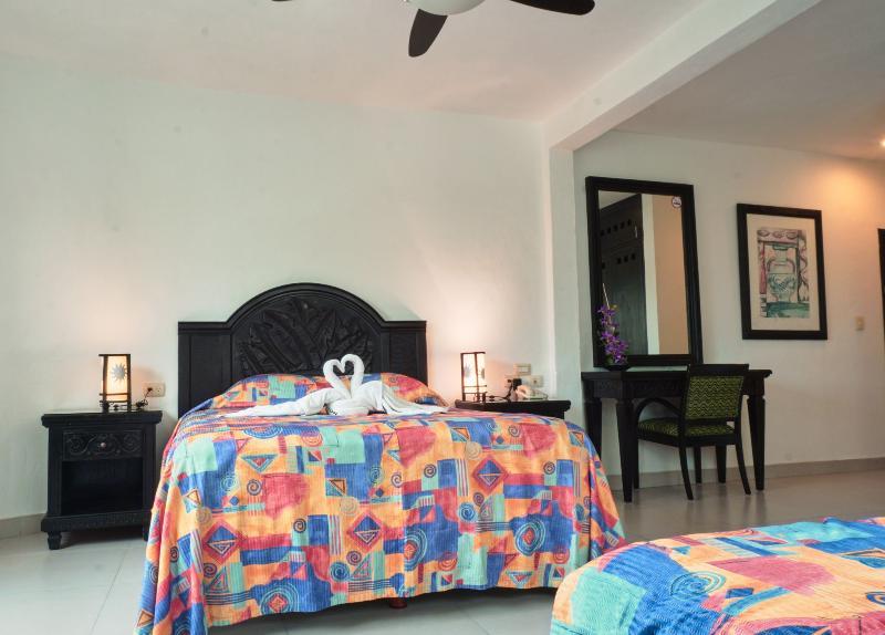 Hotel Del Sol Cancun Exterior photo